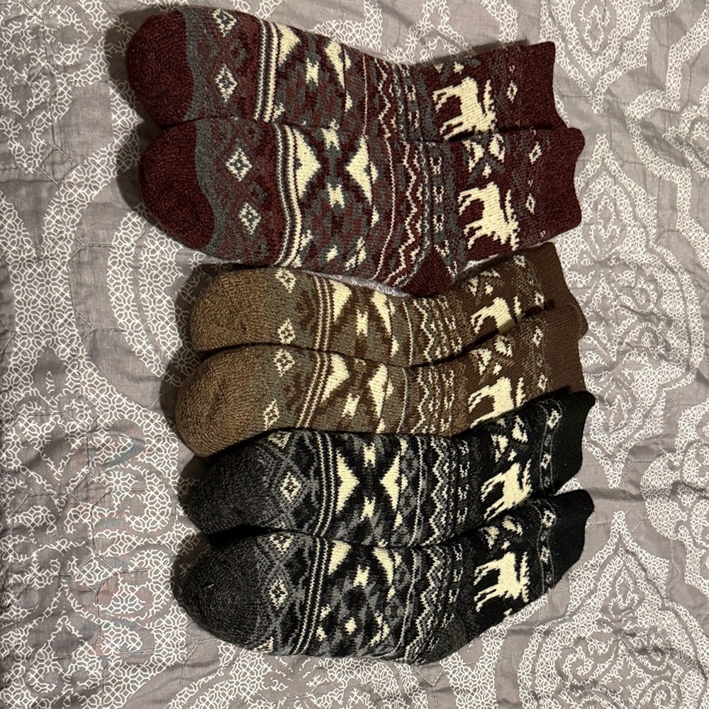 Cozy Patterned Crew Socks - Set of 3 (Burgundy, Brown, Black)